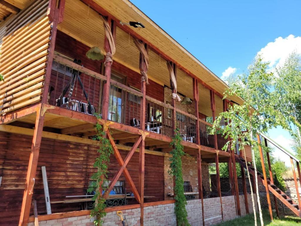 Casa cu mesteceni Rîşnov Exterior foto